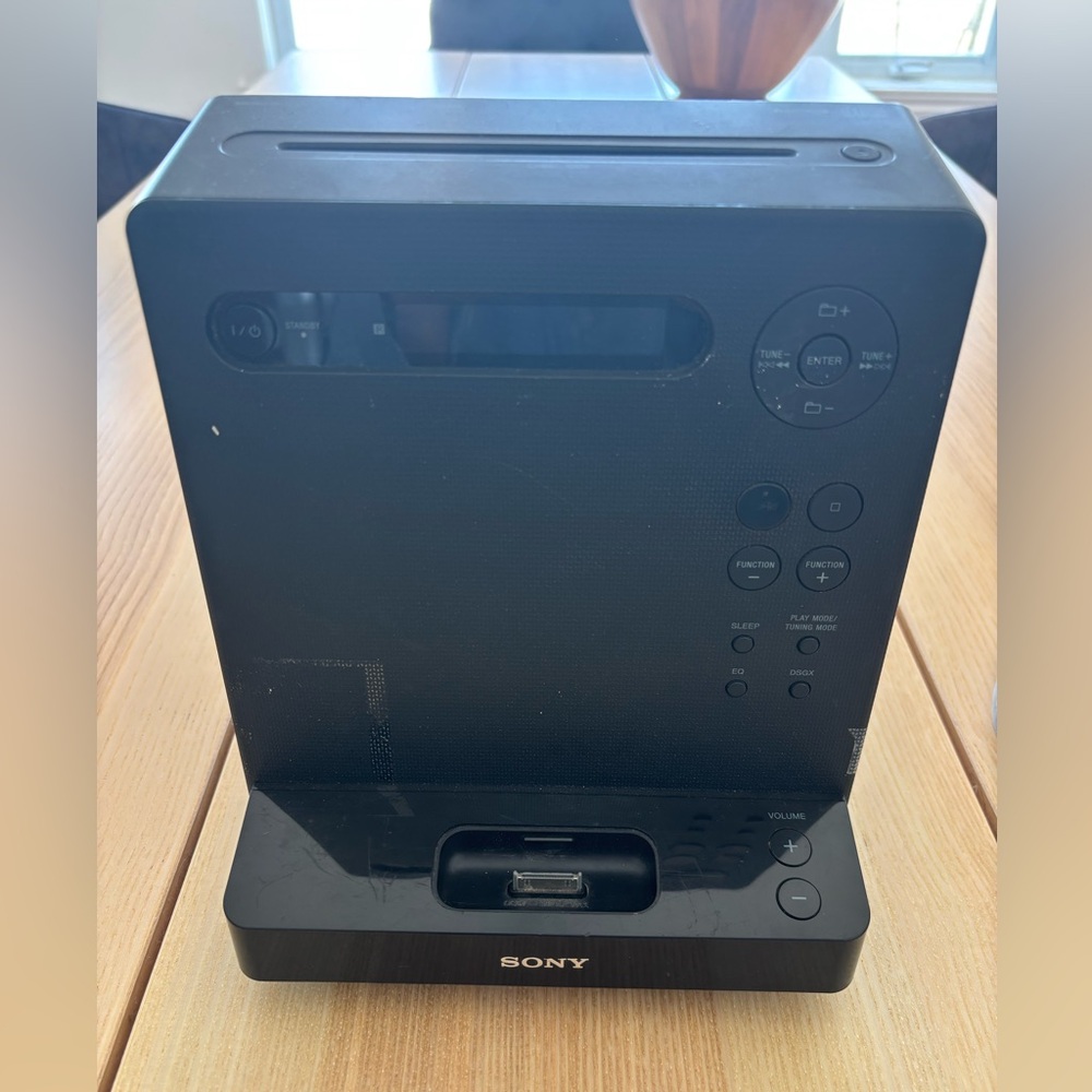 Sony MP3 CD player stereo (H)